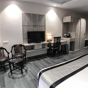 Double Room Mountain View